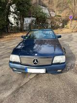 Mercedes-Benz SL 500 M119 V8 mit H-Zulassung - blaue Mercedes-Benz SL 500