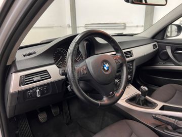 BMW 318 - 10