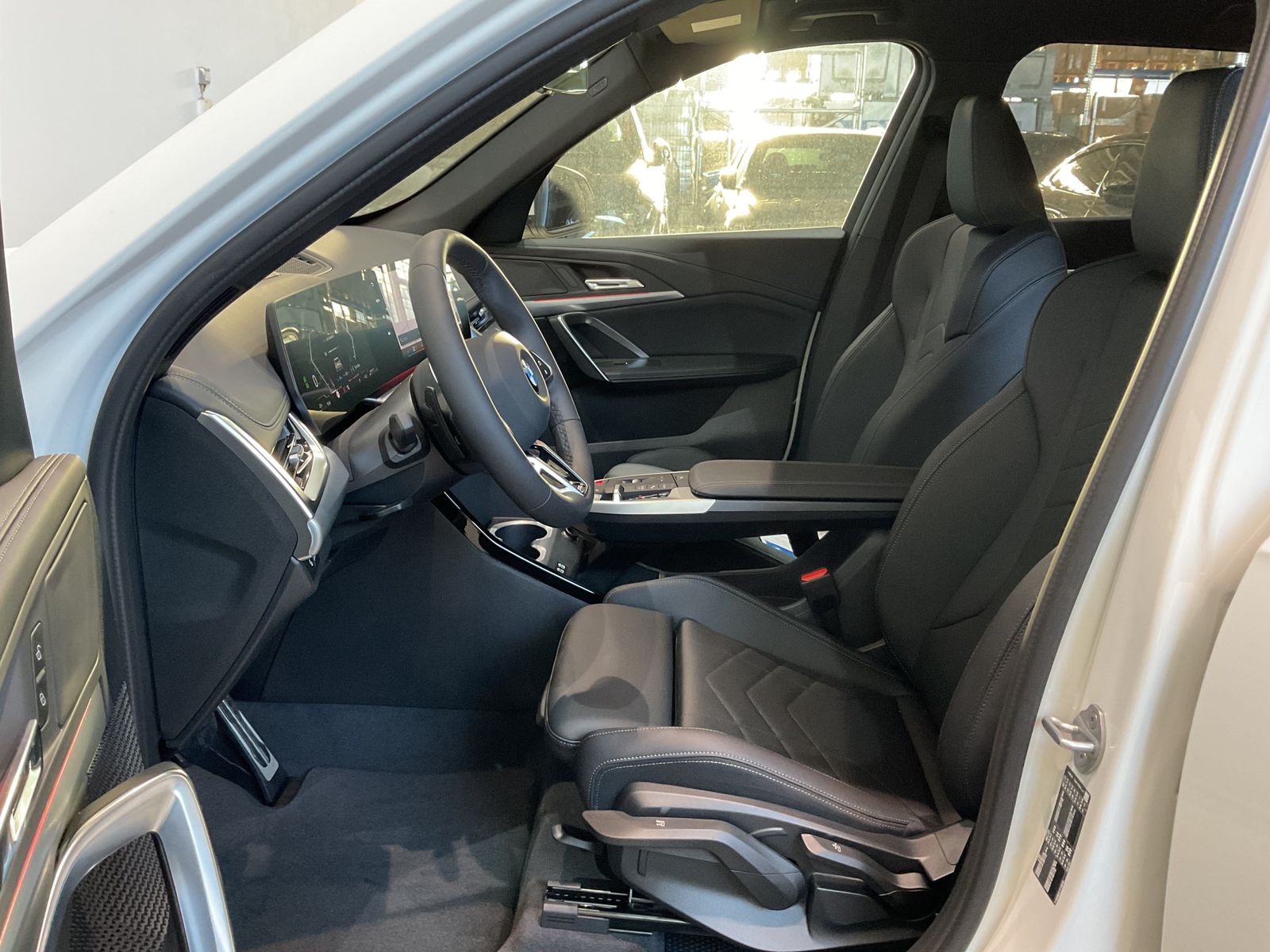 Fahrzeugabbildung BMW X1 sDrive20i 19" LMR, Lenkradheizung, AHK DAB