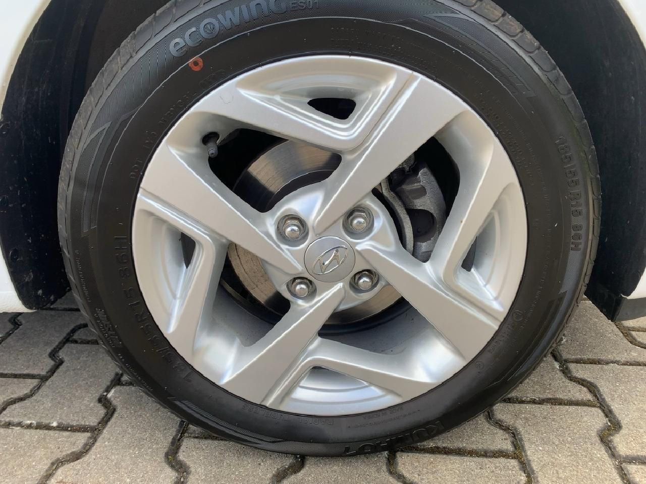 Fahrzeugabbildung Hyundai i10 1.2 l Trend