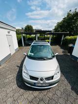 Renault Scenic Exception 2.0 dCi FAP Exception - Renault Scenic Exception mit Diesel-Antrieb