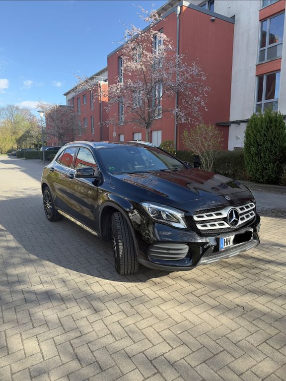 Image of Mercedes-Benz GLA 180