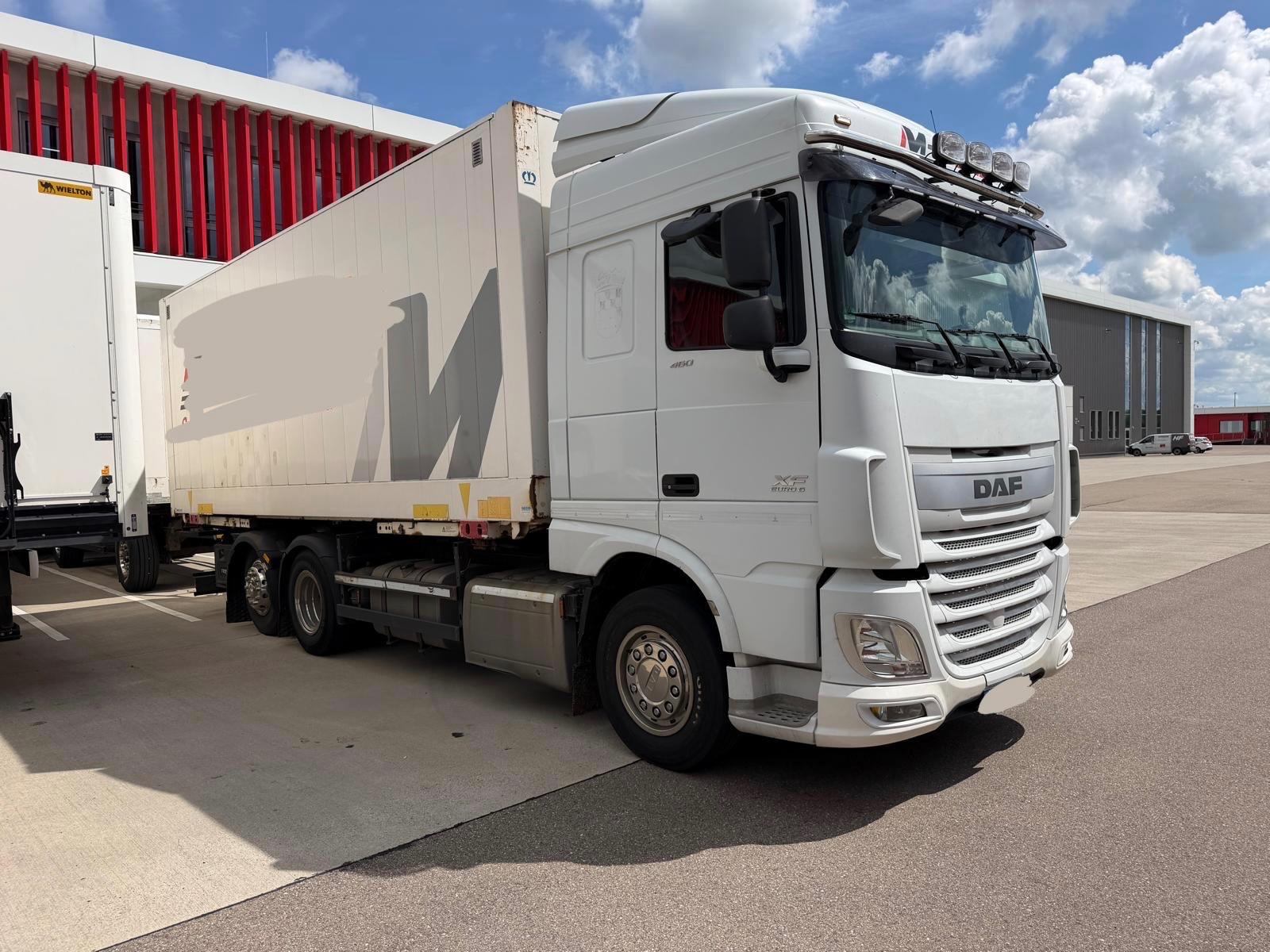 DAF XF460+ANHÄNGER/OHNE BRÜCKE
