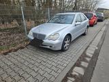 Mercedes-Benz C 240 ELEGANCE Elegance - Mercedes-Benz C 240: Elegance