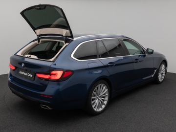 Fahrzeugabbildung BMW 520d Kamera Laser HUD DAB 4xKlima AHK Komfort