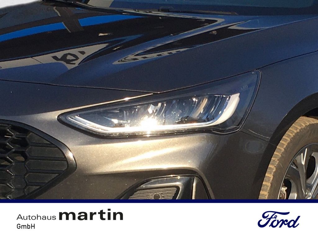 Fahrzeugabbildung Ford Focus 1.0 EcoBoost ST-Line X S/S EURO FACEL. LED