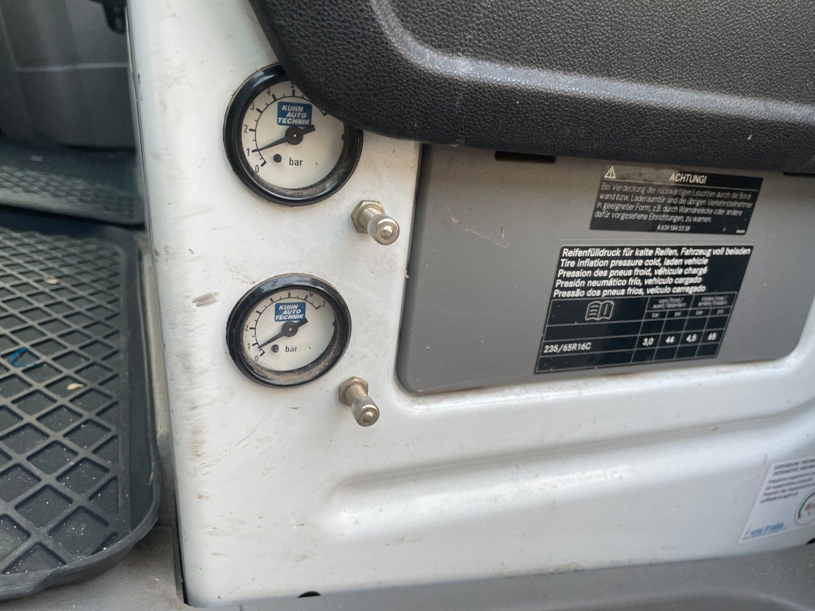 Fahrzeugabbildung Mercedes-Benz Sprinter 316 CDI Maxi Superhochdach AHK