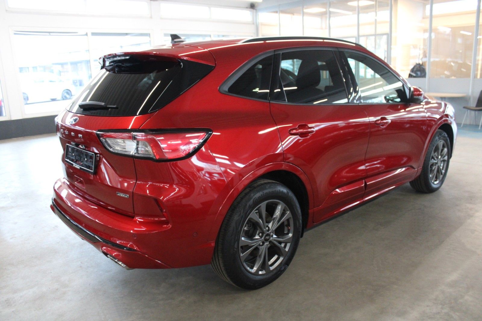 Fahrzeugabbildung Ford Kuga 2.5 PHEV ST-Line X Automatik LED ACC 2xCAM