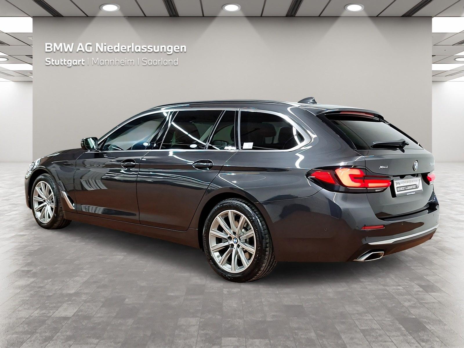 BMW 520d xDrive Touring AHK Driv.Assist.Prof Kamera