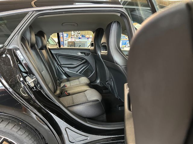 MYAUTOCENTER – Gebraucht- und Jahreswagen mit Werkstattservice in Pfaffenhofen Mercedes-Benz CLA 200 Shooting Brake *TEMPOMAT*NAVI*KLIMA*