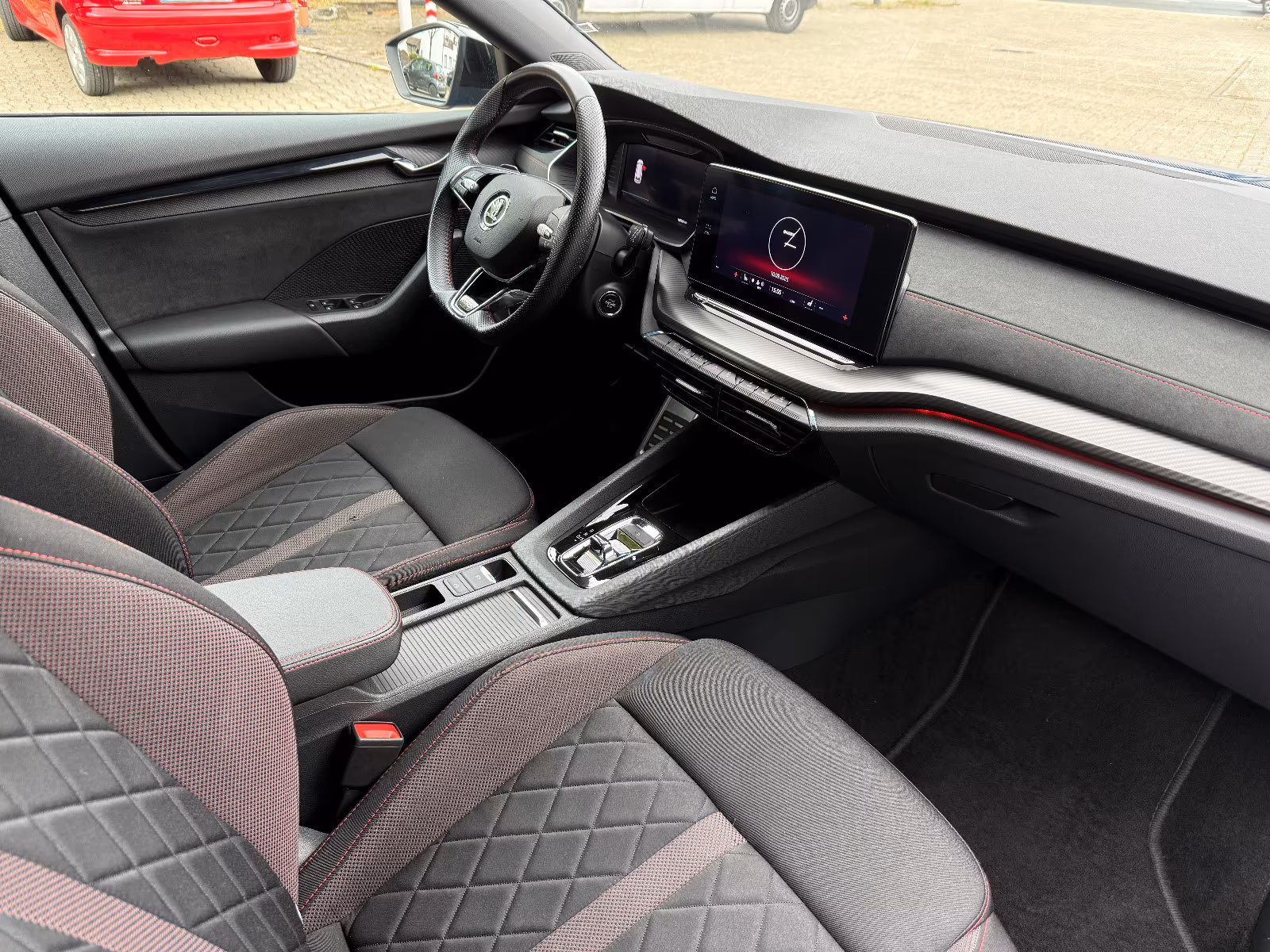 Skoda Octavia Combi 2.0 TDI RS AHK/NAVI/VOLLDIGI./LED, миниатюра 15