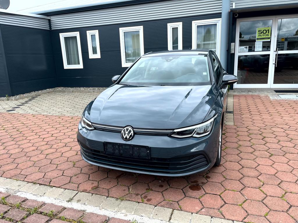 Volkswagen Golf VIII Lim Life eTSI 2023