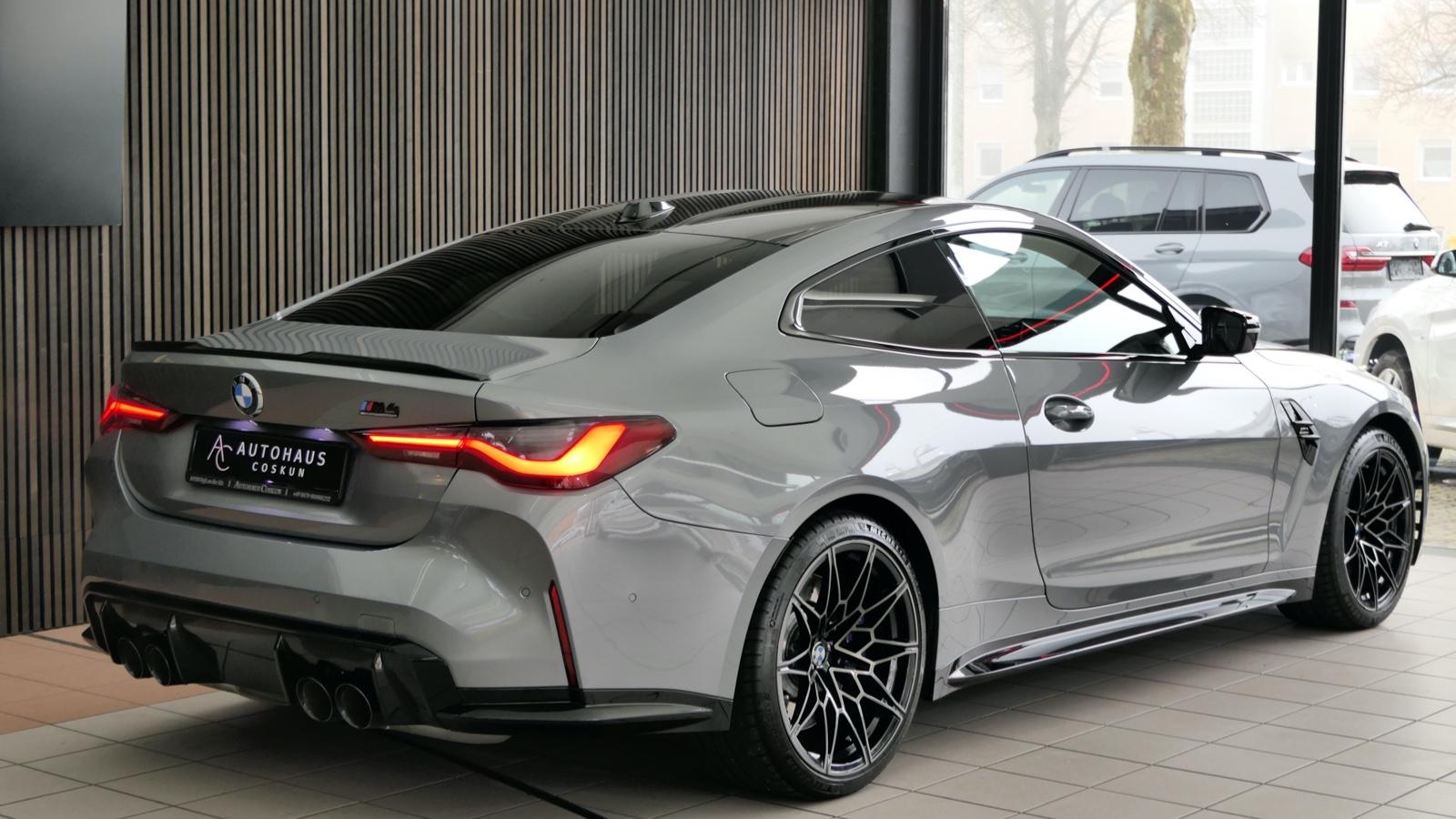 BMW M4 Coupe Competition|CARBON|Skyscraper Individua