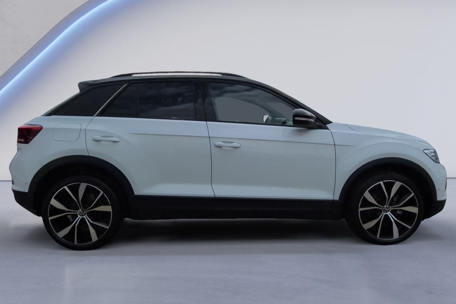 T-Roc Style 2.0 TDI DSG BlackStyle+AHK+RFK+19"+