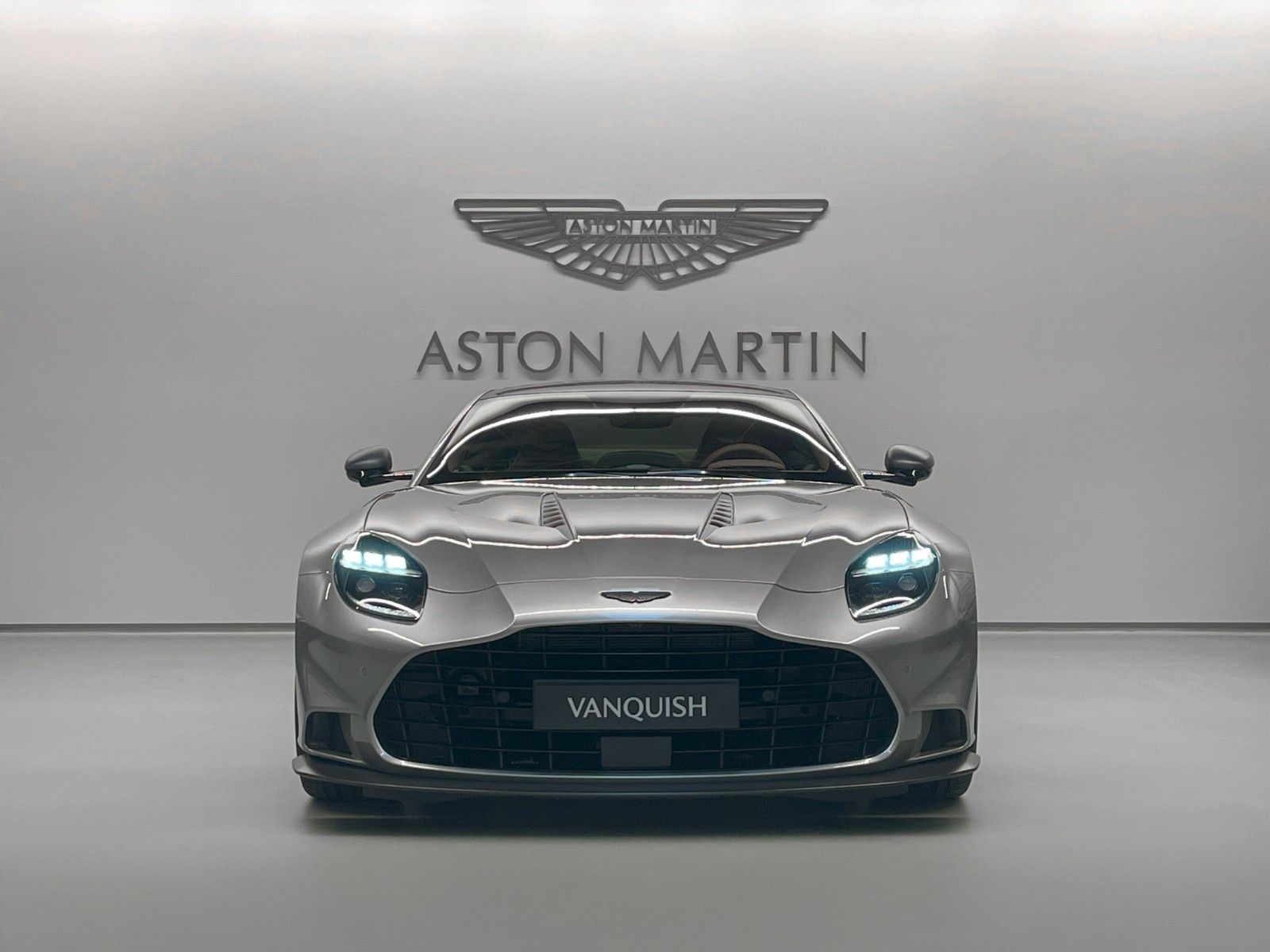 Aston Martin Vanquish | Aston Martin Brussels imagem 2
