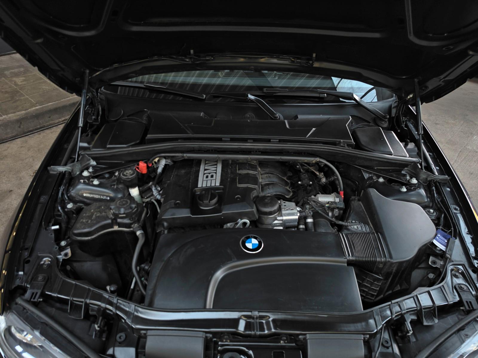 BMW 118i Cabrio M-Sport LEDER/Navi-BMW/PDC/1.Hand