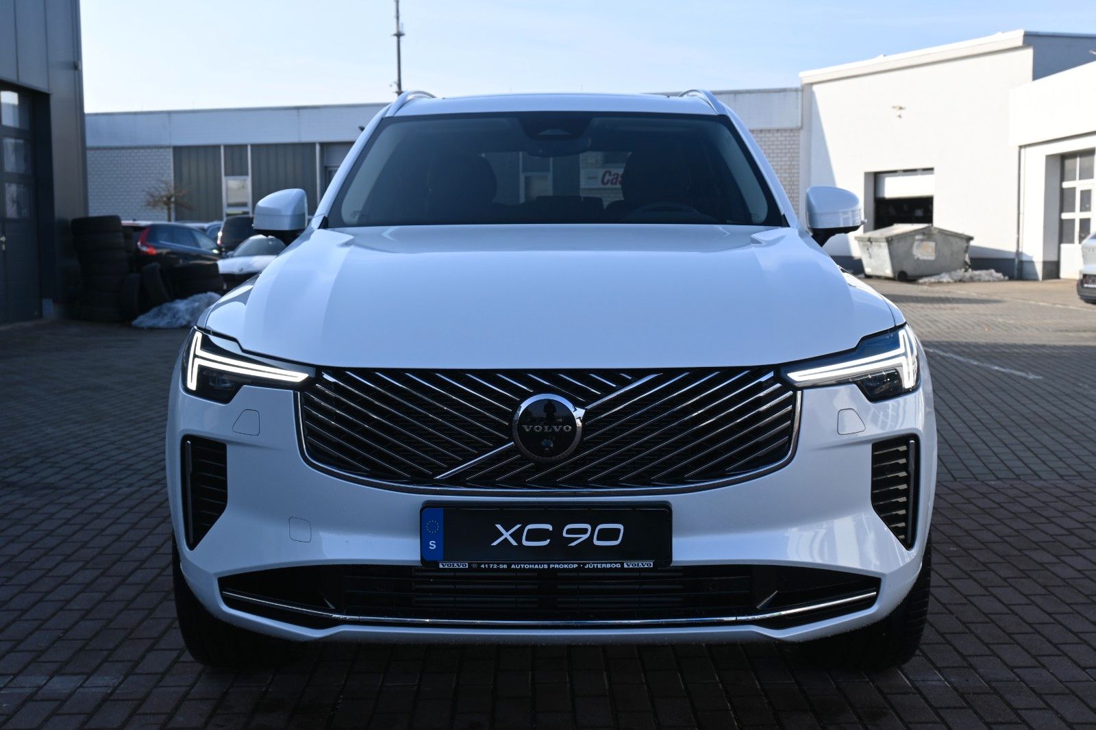 Fahrzeugabbildung Volvo XC90 T8 AWD Plus Bright*FSHZG*PANO*360°*ACC