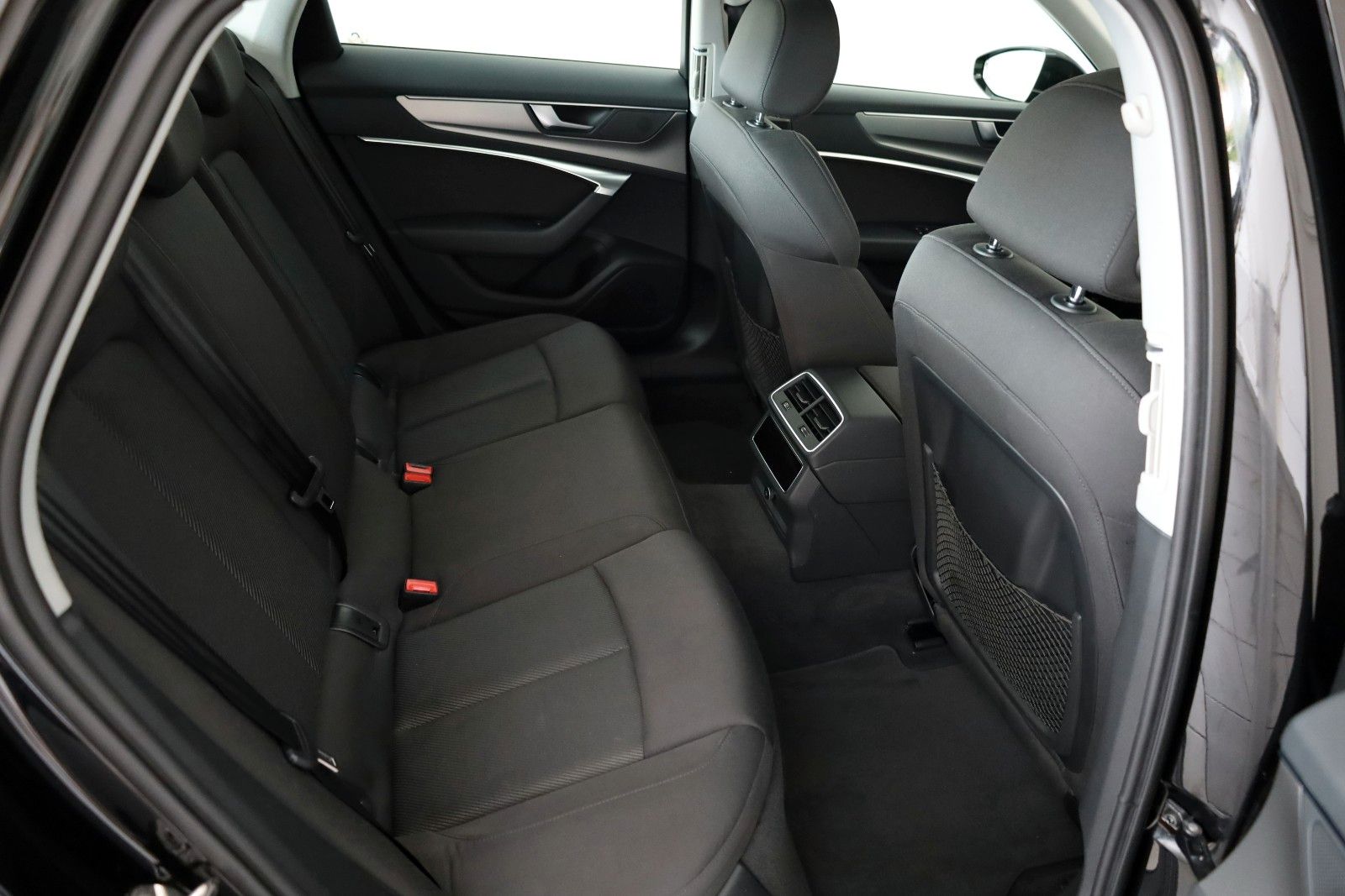 Fahrzeugabbildung Audi A6 Lim. 45 TDI quattro sport Navi,LED,ACC,SH