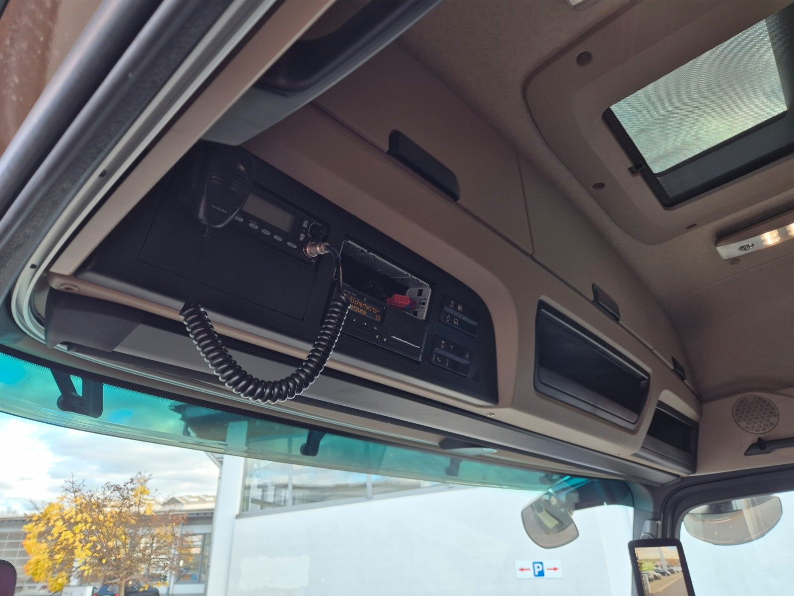 Fahrzeugabbildung Mercedes-Benz Actros 1848 LS Öl-Retarder Standklima BigSpace