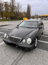 Mercedes-Benz E 280 ELEGANCE *Aut *Xenon kein Rost! - gebrauchte Mercedes-Benz E 280 aus dem Jahr 2000