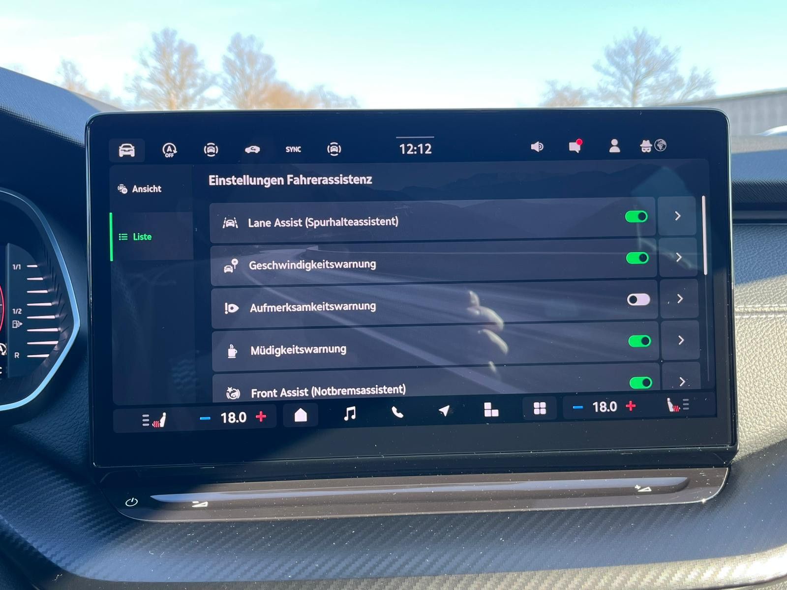 Fahrzeugabbildung SKODA Octavia 1.5 DSG Sportline PANO*MATRIX*AHK*5J.GAR