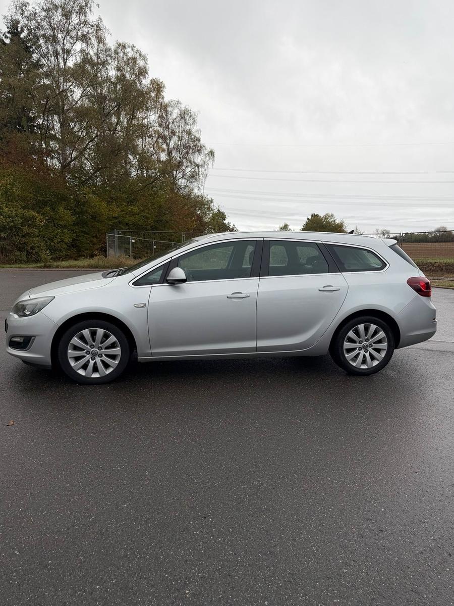 Opel Astra 2015 — двигун 110 HP (81kW)