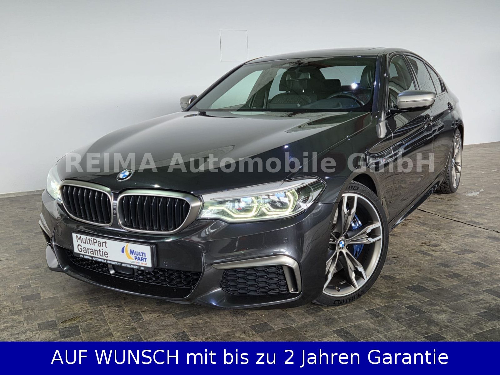 Fahrzeugabbildung BMW M550 i xDrive, Pano, LED, HUD, Massage