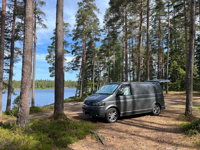 Volkswagen T5 Camper Transporter