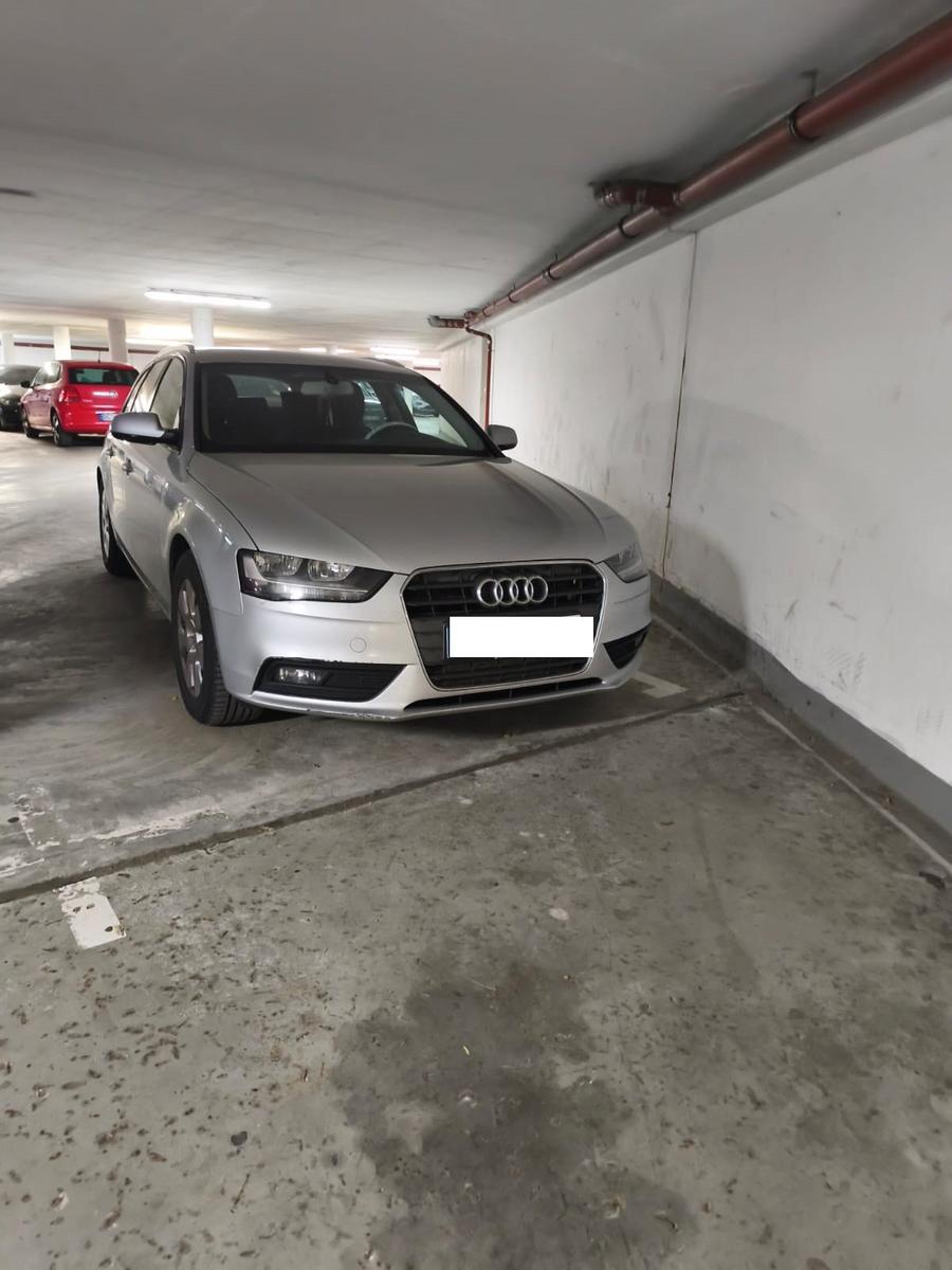 Audi A4 2014 — photo 6