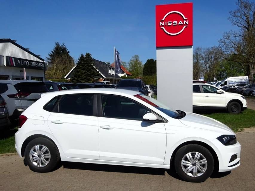 Fahrzeugabbildung Volkswagen Polo  VI  1.0 Trendline/Klima/Sitzheizung