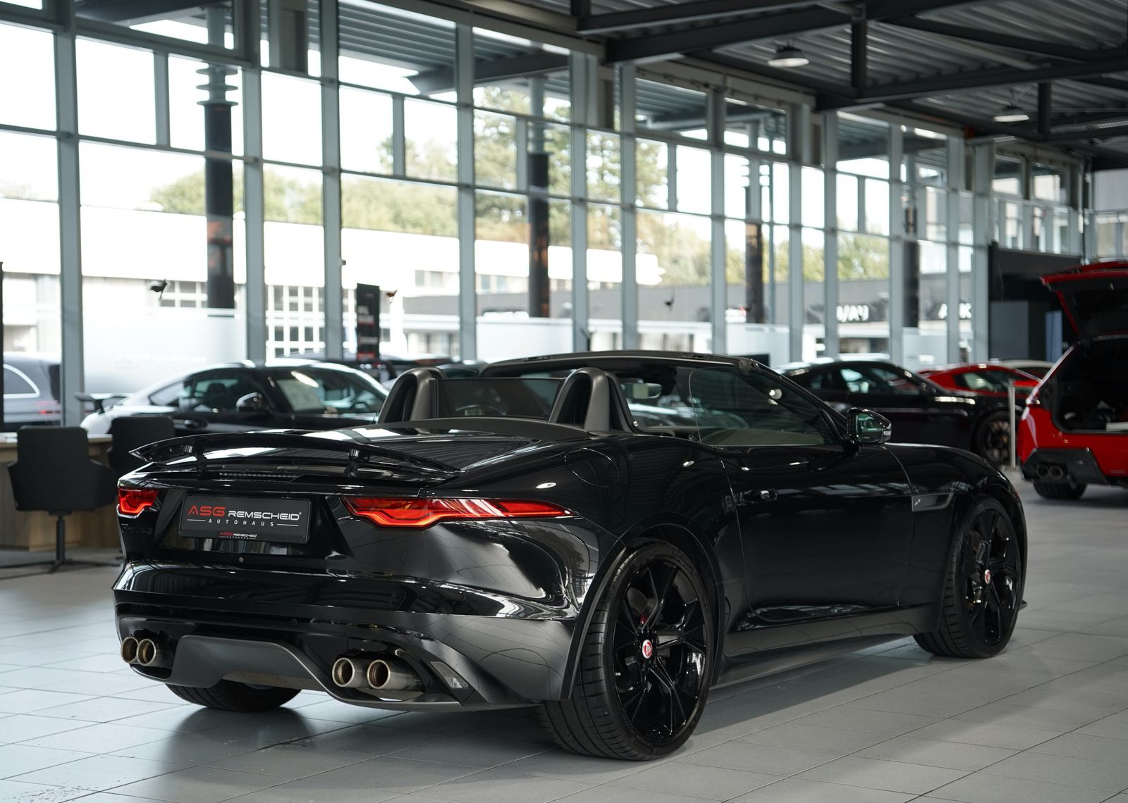 Jaguar F Type