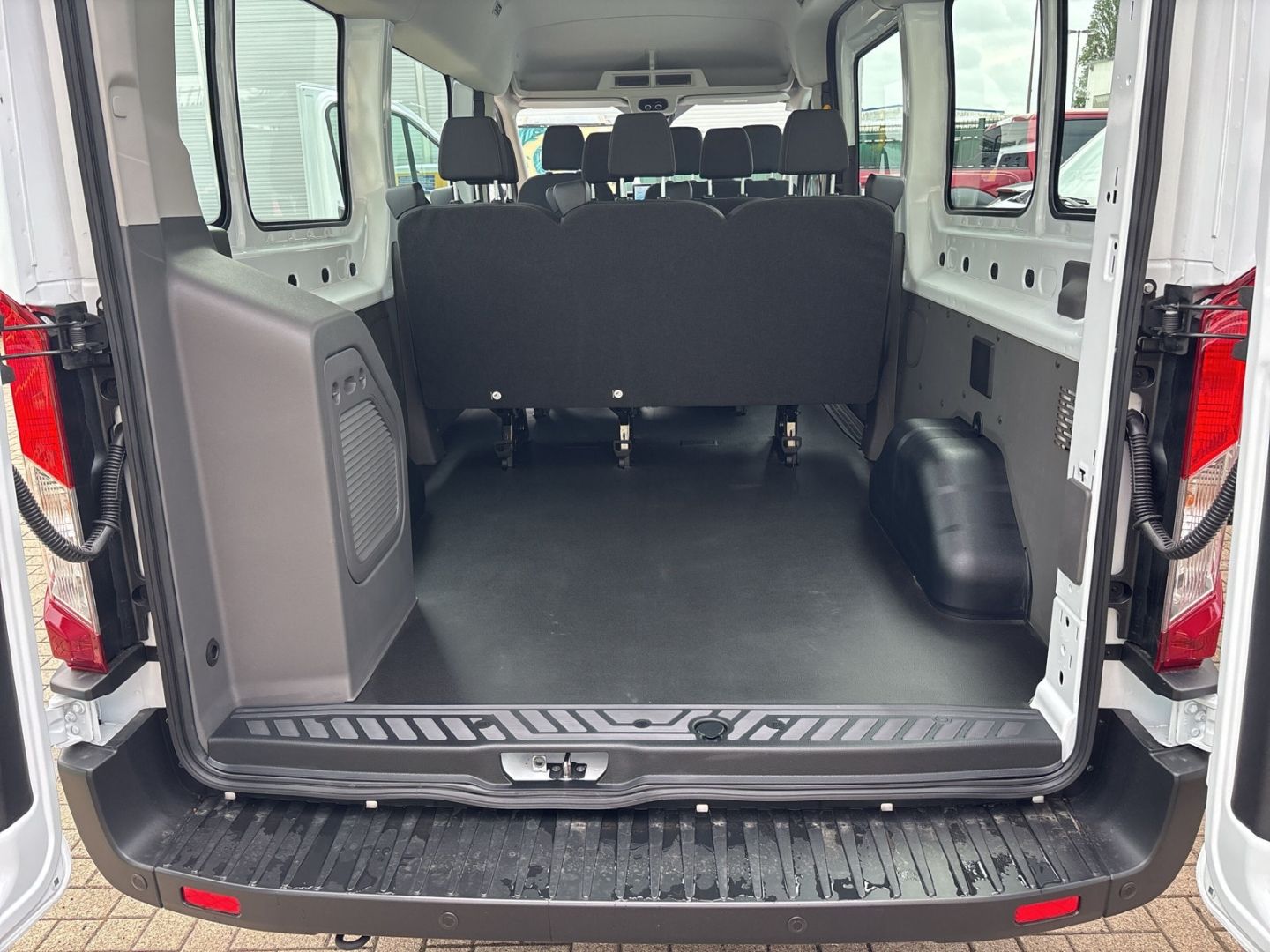 Ford Transit - Bild 8