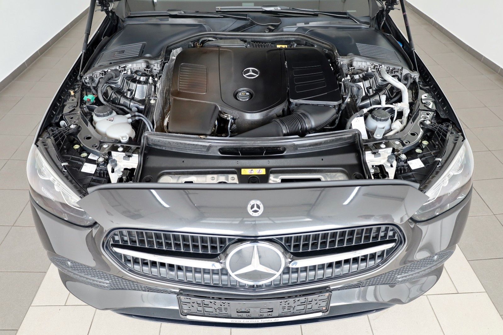 Fahrzeugabbildung Mercedes-Benz C 300e T T.Leder,Navi,LED,Night/Park Paket,Apple
