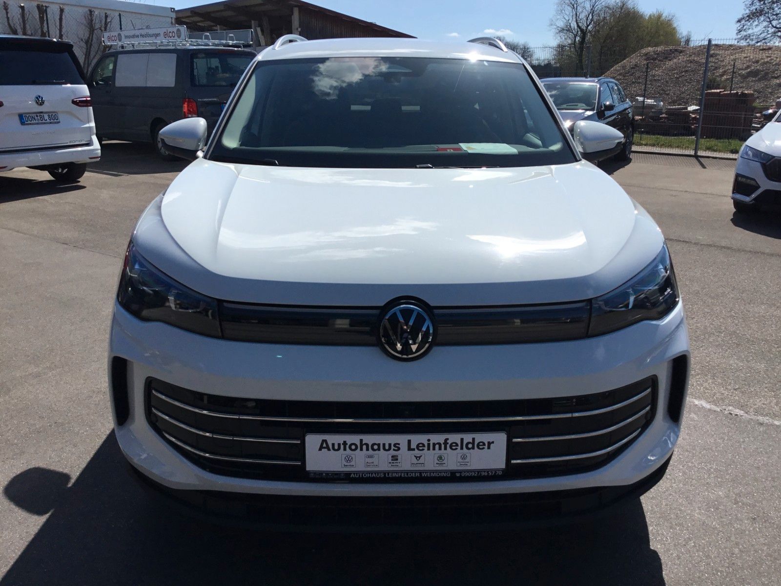 Fahrzeugabbildung Volkswagen Tiguan 1.5 eTSI DSG Elegance+360°+MatrixLED+AHK