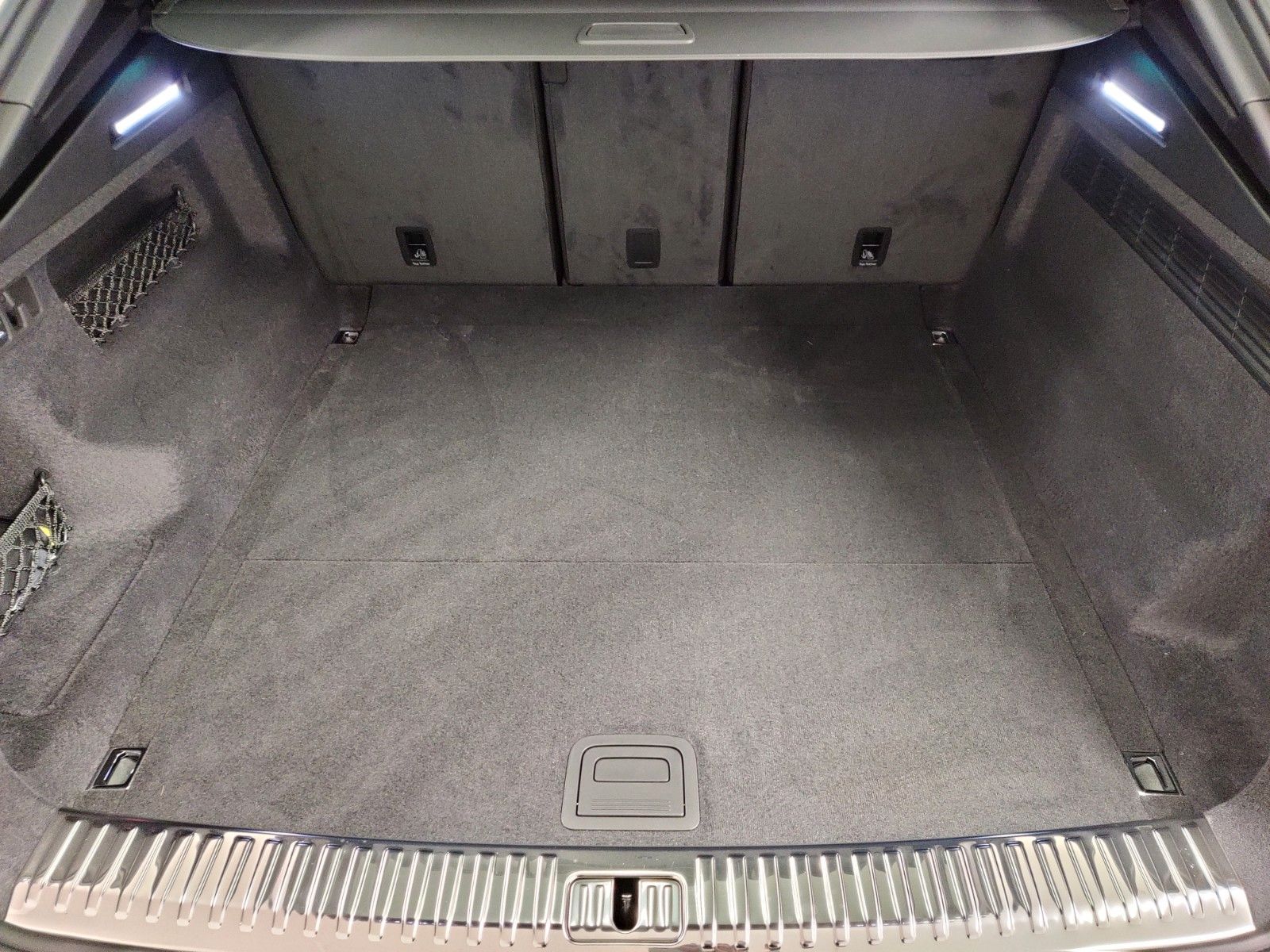 Audi SQ8 - Bild 14
