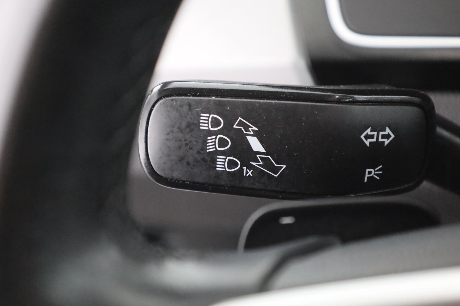 Volkswagen Passat 1.5 TSI DSG Business LED Navi ACC, миниатюра 18