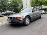 BMW 740i E38 Top Zustand! H Kennzeichen - BMW 740 Limousine E38 740i mit Benzin-Antrieb