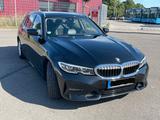 BMW 320i Touring 