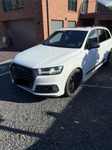 Audi Q7 3.0 TDI S-line Exklusiv Metallic ( 22 Zoll) - mit Diesel-Antrieb: Metallic
