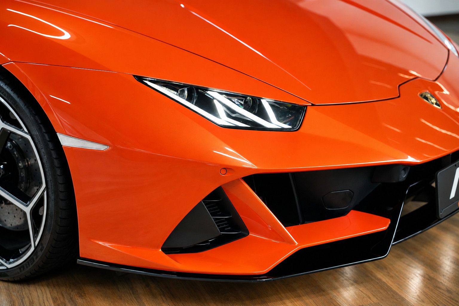 Fahrzeugabbildung Lamborghini Huracán EVO V10 *Lift*Sensonum*Kamera*ACC*SHZ