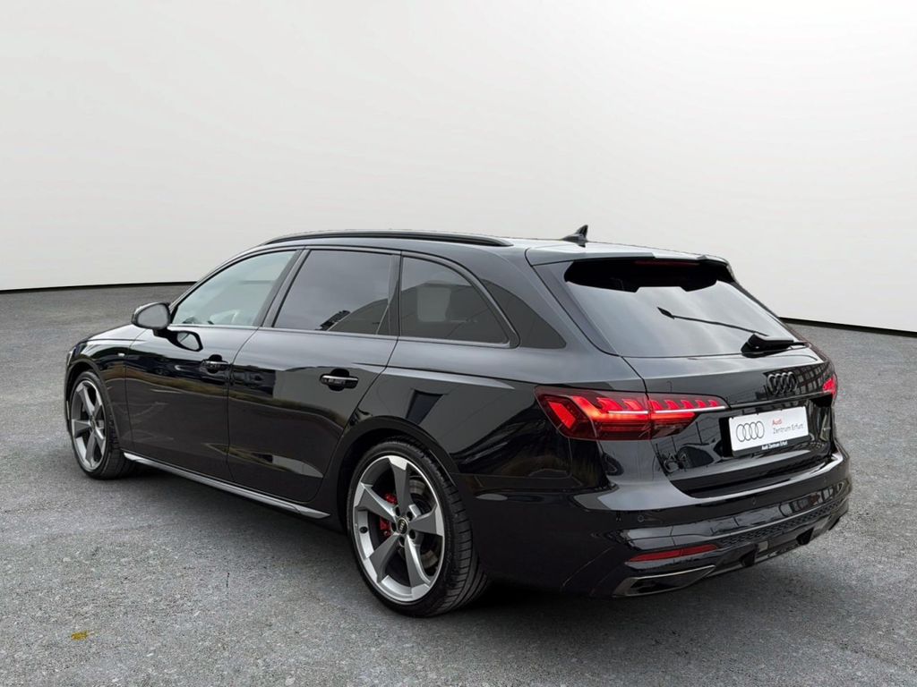AUDI A4 2024