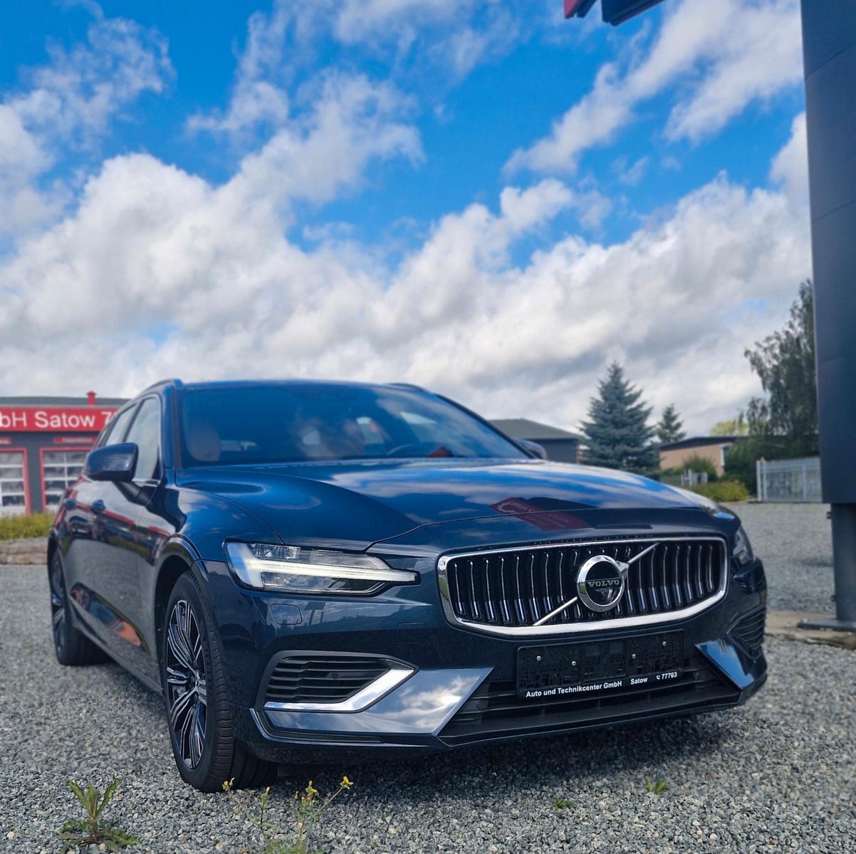 Volvo V60 Kombi Plus Bright Recharge Plug-In Hybrid AW