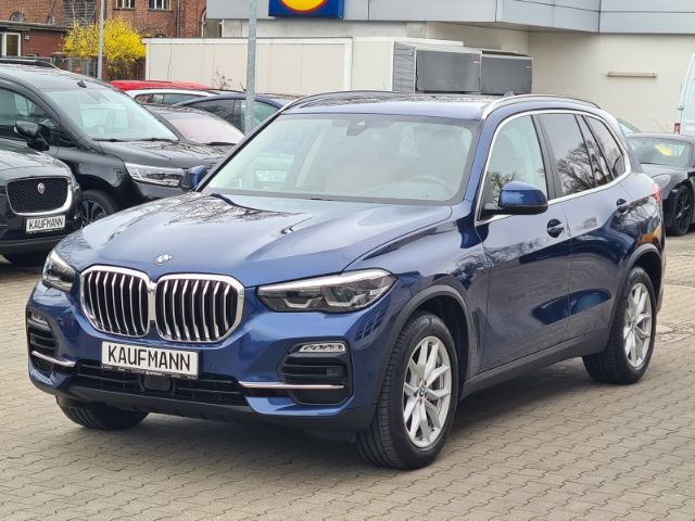 BMW X5 xDrive 30 d AHK-klappbar Navi Leder digitales