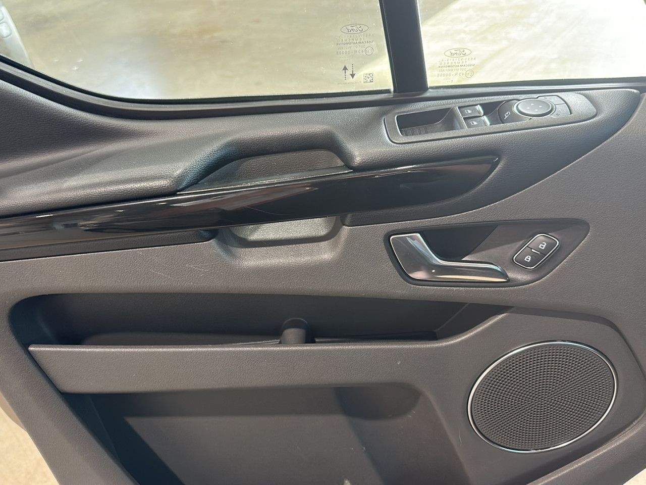 Ford Tourneo Custom 320 L1 Tourneo Titanium X Xenon foto 7