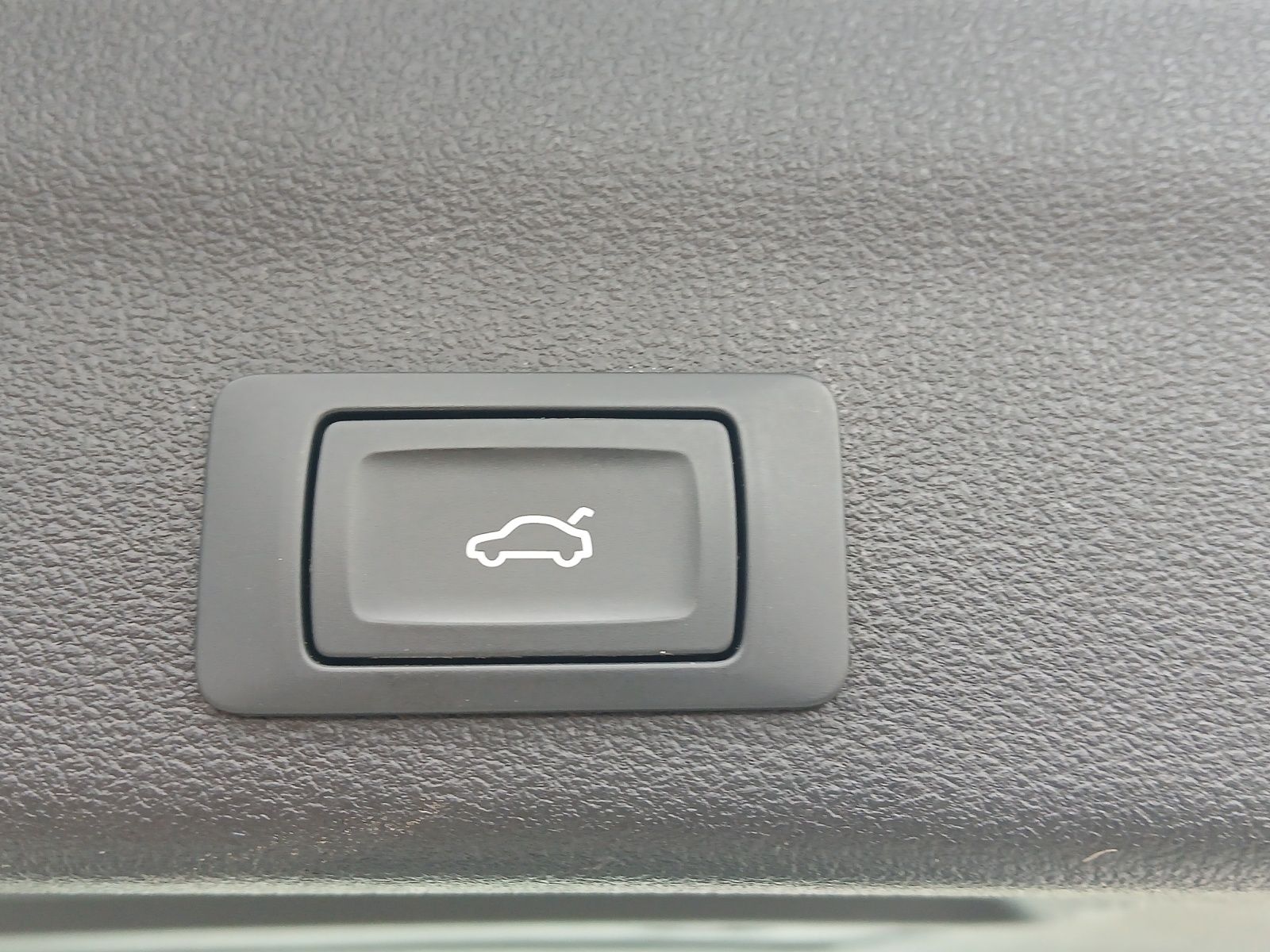Fahrzeugabbildung Audi A6 Avant TDI sport Matrix Navi ACC Sound