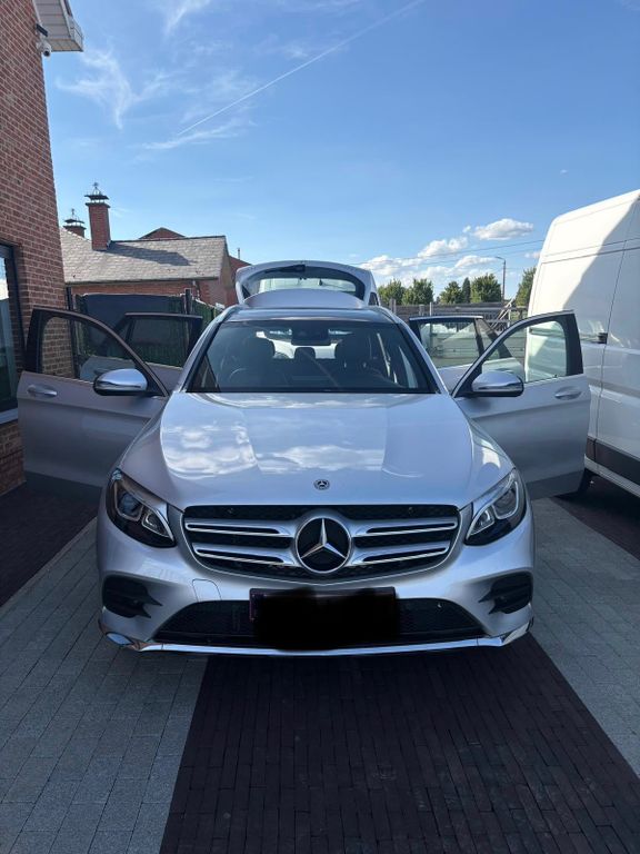 Image of Mercedes-Benz GLC 250