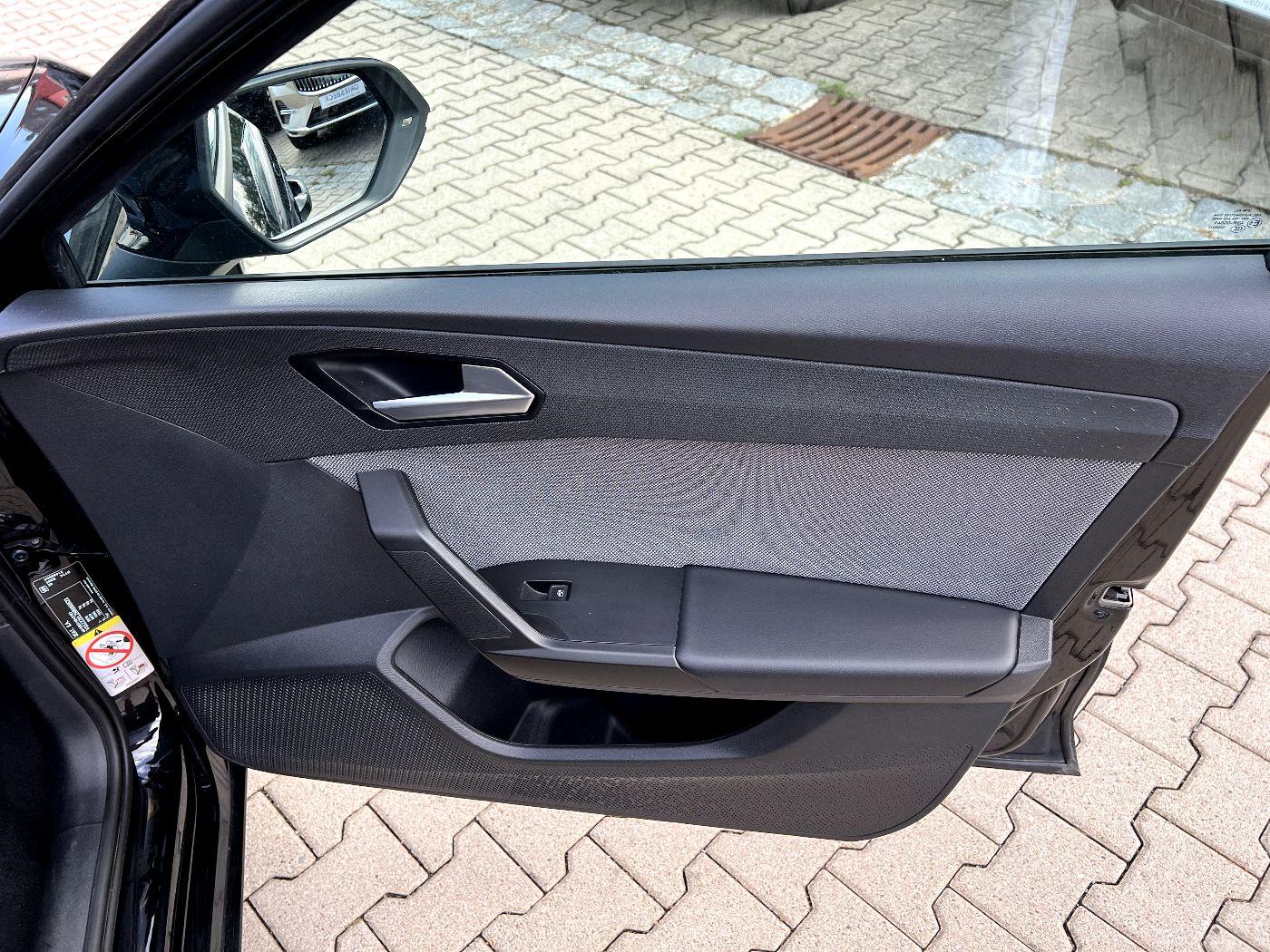 SEAT Leon Sportstourer 2.0 TDI Style *LED Navi Park*, миниатюра 19