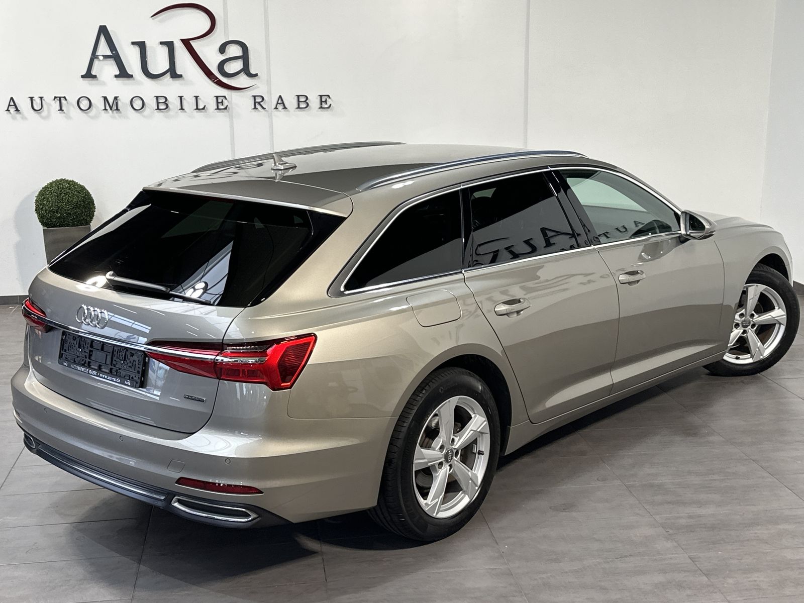 Fahrzeugabbildung Audi A6 Avant 40 TDI Qu Sport NAV+LED+CARPLAY+1HD+PP