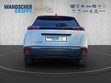 Peugeot E-2008 ALLURE Elektro 360°Kam*Keyless*Navi*