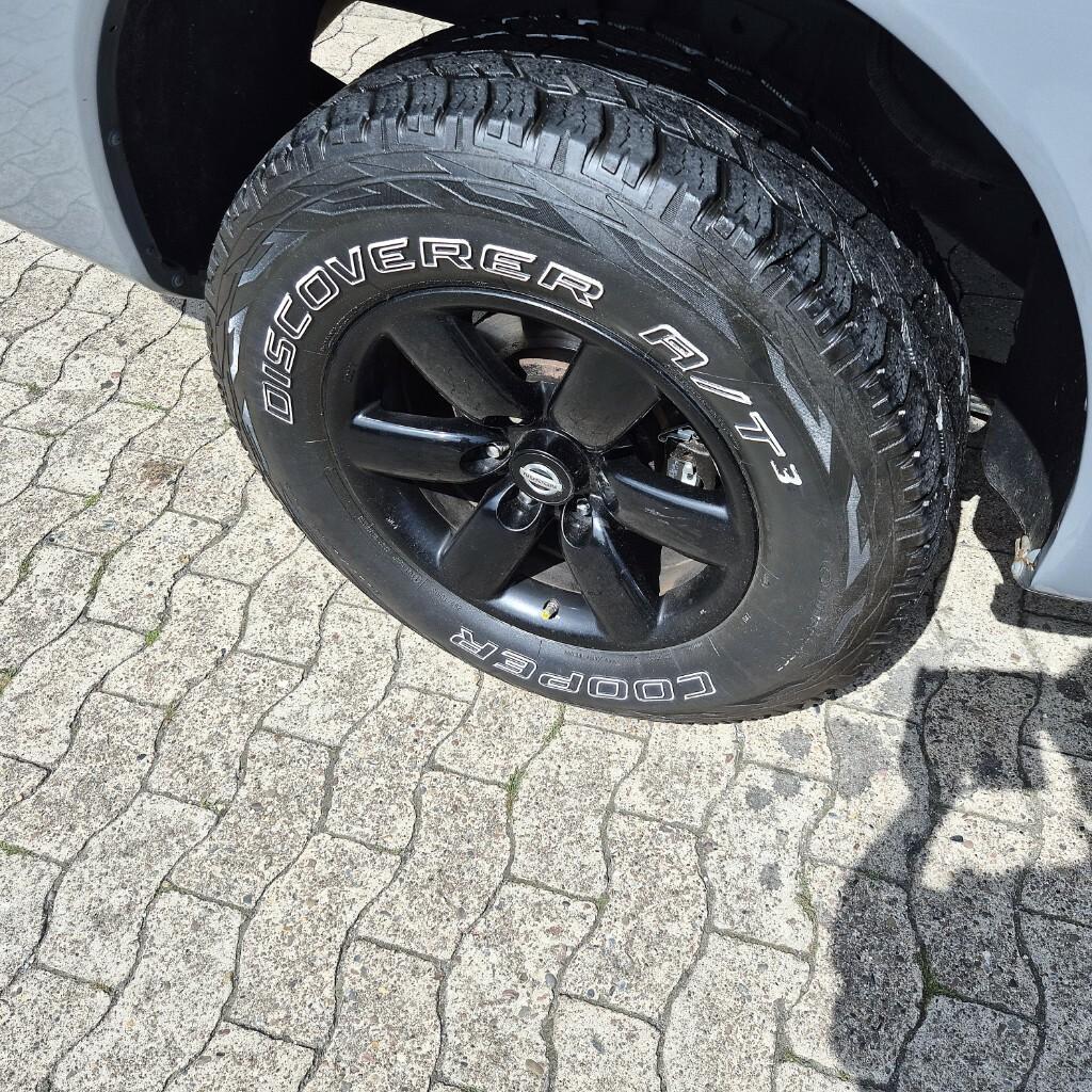 Nissan Titan 2011 — photo 17